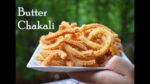 Diwali Special Crunchy Butter Chakli Recipe Benne Chakli Benne Chakli Recipe Rice Chakali Chakali Food Kitchen Recipes Recipes