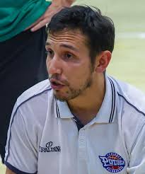 Liga VIPS: duros exámenes para los líderes