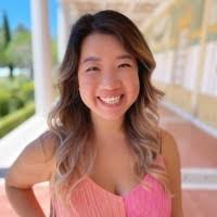 Samantha Tse's Instagram, Twitter & Facebook