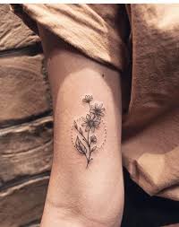 Meaningful Small Tattoos For Women Simple Small Tattoo Ideas 68 Small Meaningfu In 2020 Simple Arm Tattoos Tattoos For Women Small Meaningful Small Symbol Tattoos