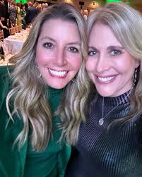 Loved being with Atlanta Queen @sarablakely👸🏼and her fabulous @spanx and  @sneex 👟👠 colleagues at Jane Fonda's annual @the_gcapp EmPower party.  Here's to strong women supporting other strong women! 💪🏻💪🏻