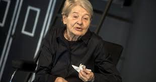 She won the award for best actress at the 1976 cannes film festival for the film mrs. Index Kultur A Koronavirus Miatt A Baratok Sem Latogathatjak Torocsik Marit