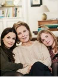 Si nina, 70 ans, perd la mémoire, ses trois filles, elles, finissent par en perdre leur latin. Regarder La Vie A L Envers 2014 En Streaming Vf Papystreaming