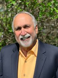 Barry August's Instagram, Twitter & Facebook