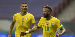 4 2º tempo neymar faz cruzamento na medida para a área e richarlison cabeceia sobre o alvo. Lv2d8rpwb1paqm