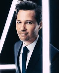 Theater Blog Roundup: The Benefits of Giving Thanks, The Importance of  Theater