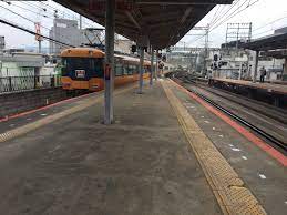 ブツ4橿原神宮前行特急ace 赤幕 ๑ w ๑ 赤 鉄道 特急