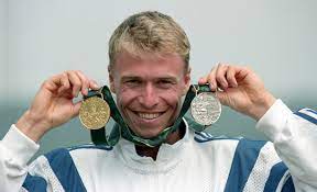 De deltok i alpint, bobsleigh, kunstløp, langrenn, skihopping, skøyter, kombinert og ishockey. Tok Seks Ol Medaljer Se Hans Forste Gull