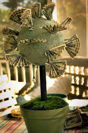 Blog Of Susan Elliott Where She Shares Her Life Through Her Needlework And Photography Money Gift Money Bouquet Birthday Money