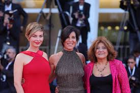 Violante placido was born on a saturday, may 1, 1976 in italy. Violante Placido Paola Turci Pictures Photos Images Zimbio