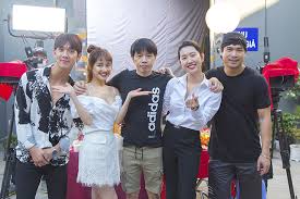 Sức khỏe ngọc ngày càng suy kiệt, do đó anh gấp rút đặt đăng ký tour du lịch để thực hiện tâm nguyện đi nước ngoài cùng các em. Cay Tao Ná»Ÿ Hoa Phim Cay Tao Ná»Ÿ Hoa Gáº¡o Náº¿p Gáº¡o Táº» 2 Nha PhÆ°Æ¡ng Thuy Ngan Ttvh Online