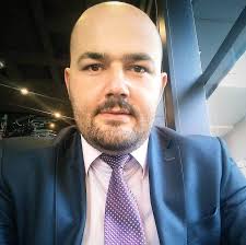 8 janari parë nga brenda!