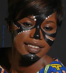Maquillage Artistique Archives Autour Du Dressing Tribal Makeup African Tribal Makeup Festival Makeup Glitter