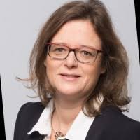 200+ perfiles de «Küpper»