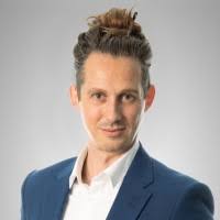 100+ Profile mit dem Suchbegriff „Krach“