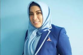Jane tahu dirinya positif hamil setelah pernikahan mereka sampai sekarang belum genap 2 bulan. 7ui3chjxuzz7wm