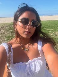 Hello Besties❤️ Dumping all the selfies from my USA trip💫. I felt truly  free, like my mind hit reset. Sometimes, a break is exactly what you need  before you rise and conquer