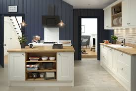 Shaker Kitchen In Cream Matt Wren Kitchens