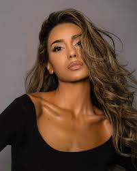 Brittany Mcgowan's Instagram, Twitter & Facebook