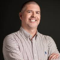 100+ perfiles de «Classey»