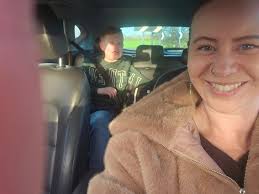 A face pulling helper