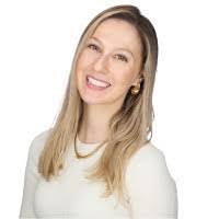 Martina Wood's Instagram, Twitter & Facebook