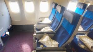This kind of product is excellent for such a short flight. Klm New Economy B777 200 To Dubai Youtube