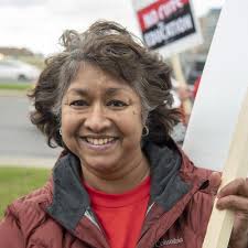 Peel secondary school teachers protest Ford government's cuts to education