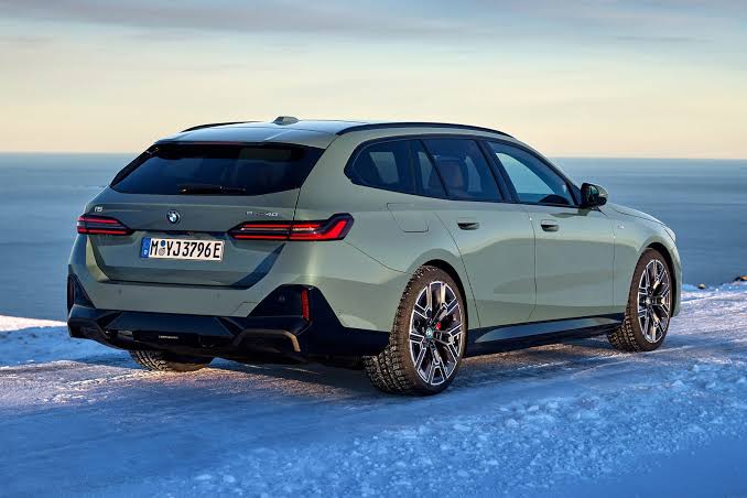 BMW i5 xDrive40 Touring