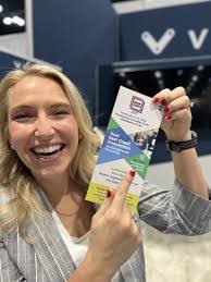 Melissa Eskew's Instagram, Twitter & Facebook