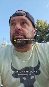 Shawn Lockard's Instagram, Twitter & Facebook