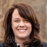 Jennifer Linson's Instagram, Twitter & Facebook