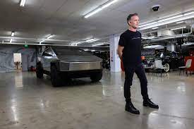Cybertruck designer says Tesla stainless steel pickup is no experiment |  Reuters