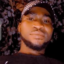 Larry Yoo (@olanrewaju.adesanya.1865) • Facebook