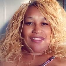 Marlene Marlow's Instagram, Twitter & Facebook