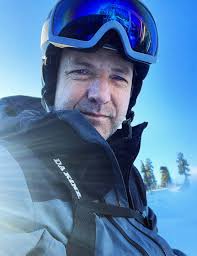 Anmeldelse av The Darkest White