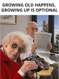 41 Pics And Memes That The Internet Birthed Funny Old People Old People Getting Old