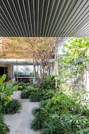 Lara House By Felipe Hess 03 Townhouse Garden Tropical Landscaping Landscape Design