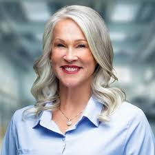 Carolyn Seibert's Instagram, Twitter & Facebook