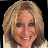 Carrie Major's Instagram, Twitter & Facebook