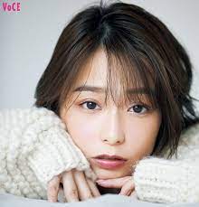 宇垣美里 の美肌の秘密 買い足し続けたスキンケアで コスメビュッフェ 状態に 宇垣美里 サンゴ色 ヴォーチェ