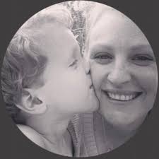 Erin Moore (@ekeeleymoore)