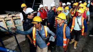 Untuk memahami isi undang undang desa pasal demi pasal terkadang membuat kesulitan tersendiri bagi kita. 10 Undang Undang Dan Hak Pekerja Di Malaysia Yang Anda Wajib Tahu Iluminasi