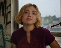 Does anybody know where Maddie Nears' shirt in S1EP3 of School Spirits is  from?