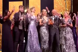Maybe you would like to learn more about one of these? Wat Gooeed Chateau Meiland Wint Gouden Televizier Ring 2019