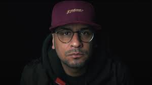 Apparel & clothing · mobile phone shop. Pace Youtube Star Jp Kraemer Enthullt Sein Neues Projekt Computer Bild