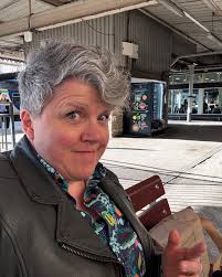 Rachel McLean (@rachelmcwrites) • Instagram photos and videos