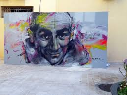 Ainsi, le grand public peut maintenant retrouver dans cette large exposition l'essentiel de ce qui a constitué l'univers du célèbre comédien comique. Visitez Le Musee Louis De Funes A Saint Raphael One Two Trips