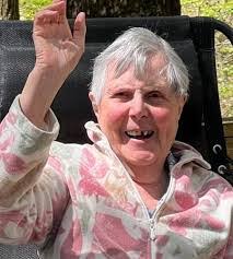 Jen Iverson's Instagram, Twitter & Facebook