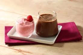Recette De Mousse Framboise Et Coulis Chocolat Facile Et Rapide Recette Recettes De Mousse Mousse Framboise Recette